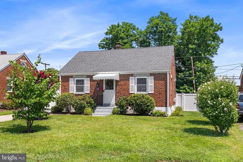 129 Stanley Ln, NEW CASTLE, DE, 19720-2739 | Card Image