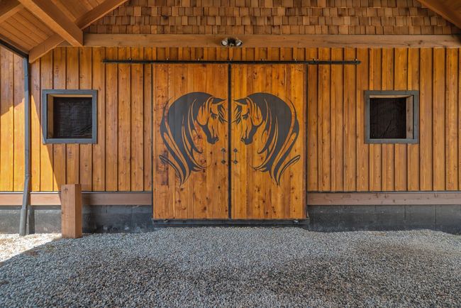 2247 Pixton Rd, House other with 3 bedrooms, 3 bathrooms and 6 parking in Roberts Creek BC | Image 34