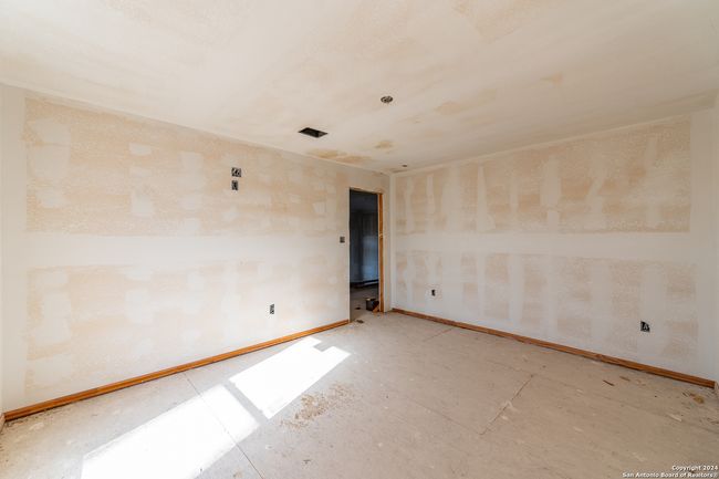 989 Oil Wl, Home with 3 bedrooms, 2 bathrooms and null parking in Pipe Creek TX | Image 62