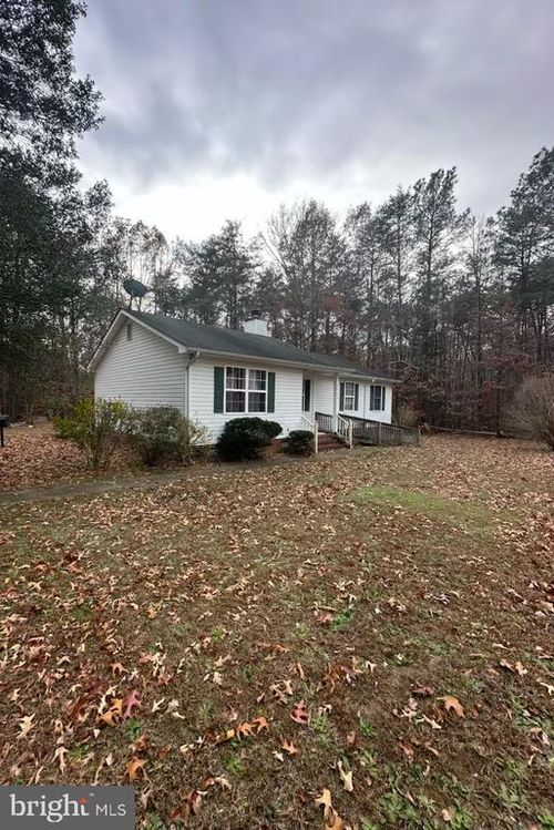 10056 Carters Ln, RUTHER GLEN, VA, 22546-2446 | Card Image