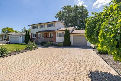 19 Windermere Rd, House other with 4 bedrooms, 4 bathrooms and 7 parking in Saint Catharines ON | Image 1