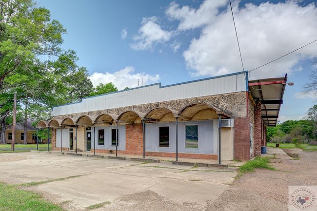 1605 E Avenue A, Home with 0 bedrooms, 0 bathrooms and null parking in Hooks TX | Image 9