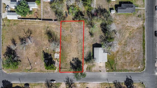 311 E Grange St, Home with 0 bedrooms, 0 bathrooms and null parking in Weimar TX | Image 9