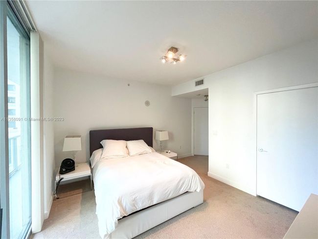1006-S - 79 Sw 12 Th St, Condo with 2 bedrooms, 2 bathrooms and null parking in Miami FL | Image 17