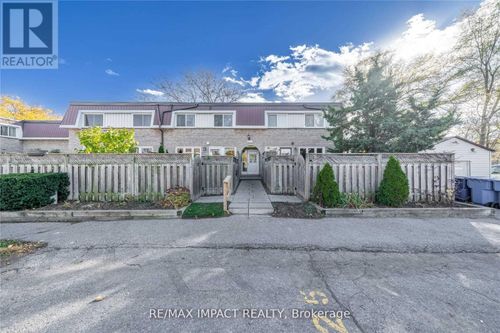 28-33 Taunton Rd E, Oshawa, ON, L1G3T6 | Card Image