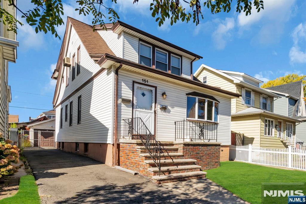 Residential Income in Bloomfield 3