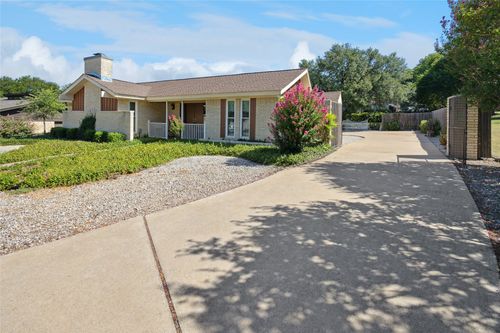 7800 Regatta Ct, Fort Worth, TX, 76179-2742 | Card Image
