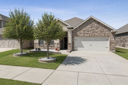 9012 Conroe Dr, Argyle, TX, 76226-6673 | Card Image