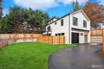 4 - 12708 82nd Avenue Ne, House other with 3 bedrooms, 2 bathrooms and 1 parking in Kirkland WA | Image 1