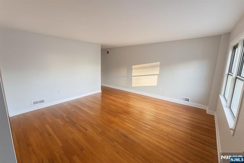 764a Van Houten Ave, Clifton, NJ, 07013 | Card Image