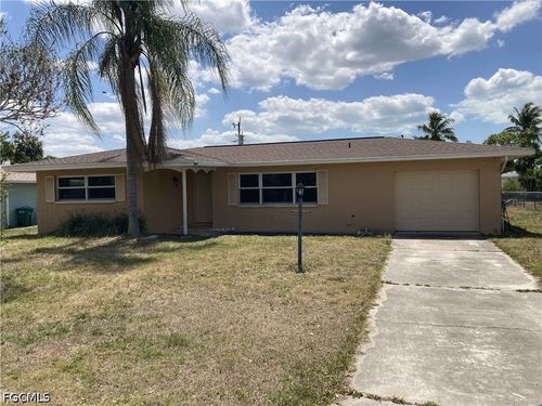 724 Sesame Ct, Cape Coral, FL, 33904-5660 | Card Image