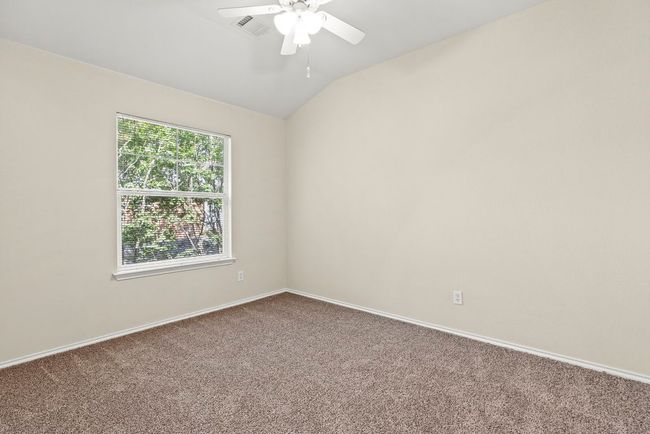 Un-staged Primary Bedroom | Image 17