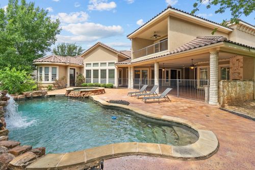 2101 Miracle Point Dr, Southlake, TX, 76092-7913 | Card Image