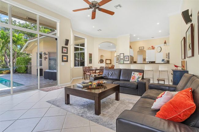 3848 Oak Ridge Cir, House other with 4 bedrooms, 3 bathrooms and null parking in Weston FL | Image 24
