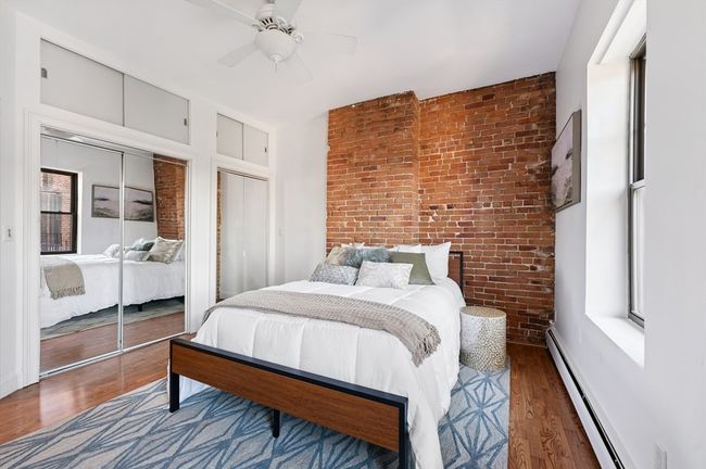 APT-4 - 1 Worcester Sq, Condo with 2 bedrooms, 1 bathrooms and null parking in Boston MA | Image 12