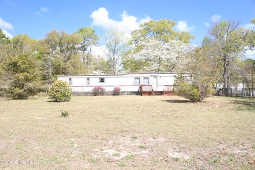 300 Maple Creek Rd Sw, Supply, NC, 28462-2748 | Card Image