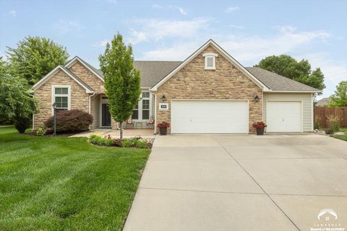 5249 Carson Pl, Lawrence, KS, 66049-9722 | Card Image