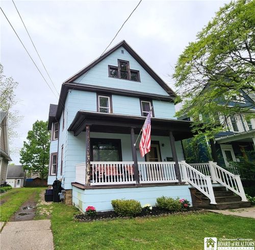 417 Robin St, Dunkirk, NY, 14048-1925 | Card Image