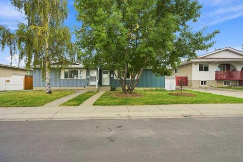 98 Huntwick Way Ne, Calgary, AB, T2K4H3 | Card Image