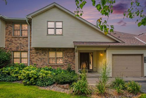120d-4213 Oakmede Ln, White Bear Tp, MN, 55110-7610 | Card Image