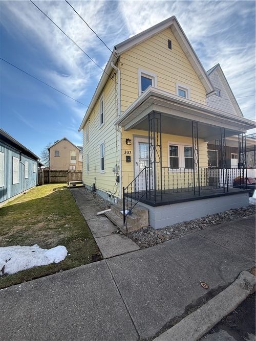 302 Neubert St, Kittanning, PA, 16201-1029 | Card Image