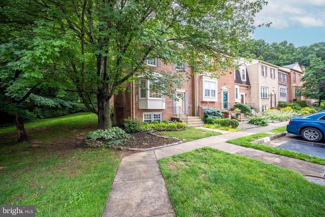 10462 Malone Ct, Townhouse with 3 bedrooms, 4 bathrooms and null parking in FAIRFAX VA | Image 4