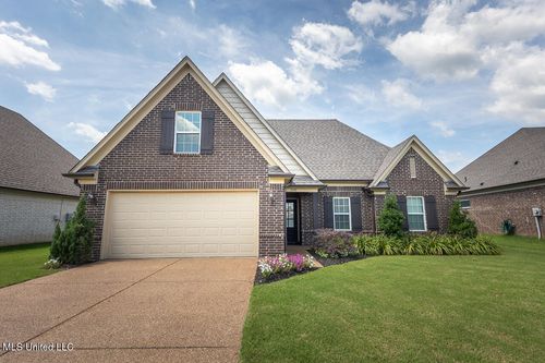3289 Marion Ln, Southaven, MS, 38672-2323 | Card Image