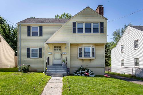 47 Yale St, Hartford, CT, 06114-2748 | Card Image