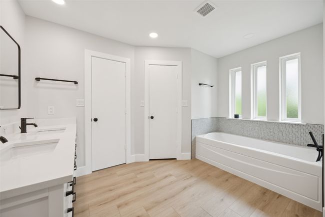 2212 Golden Willow Ln, House other with 4 bedrooms, 3 bathrooms and null parking in Richardson TX | Image 23