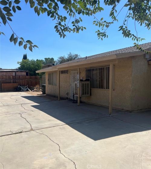 b-18605 New Hampshire, Adelanto, CA, 92301 | Card Image