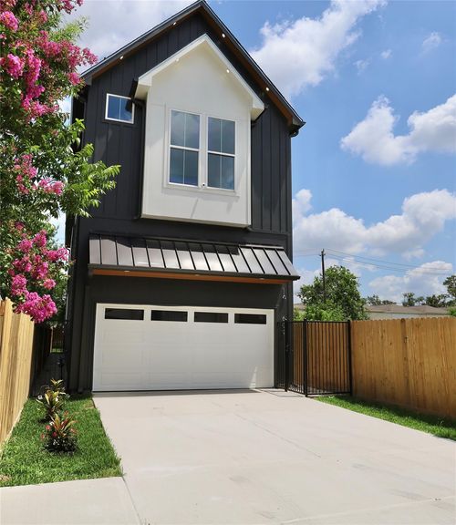 609 E 38th St, Houston, TX, 77022-5062 | Card Image