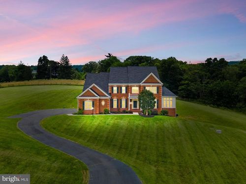 35396 Glencoe Ct, ROUND HILL, VA, 20141-2383 | Card Image