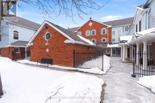 e-2-1665 Nash Rd, Courtice, ON, L1E1S8 | Card Image