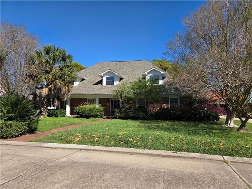 12 Chateau Magdelaine Dr, Kenner, LA, 70065-2027 | Card Image