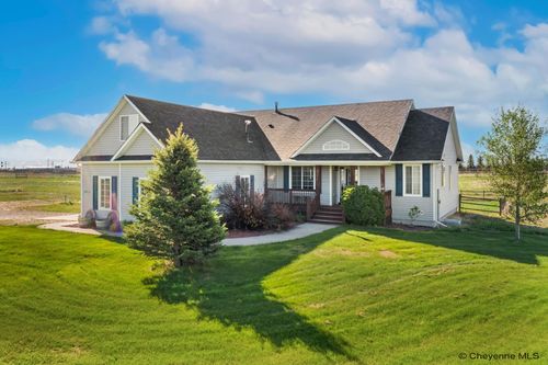 11191 Cherry Wood Ln, Cheyenne, WY, 82009-8110 | Card Image