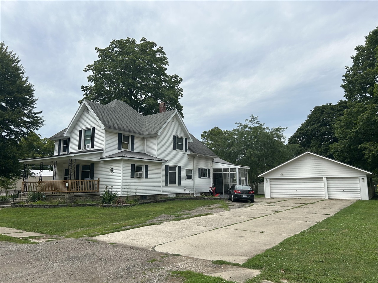 Allen St, Tekonsha, MI 49092