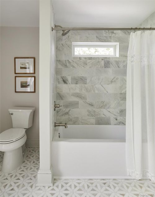 1190 North Ave, Beacon, NY, 12508-1470 | Card Image