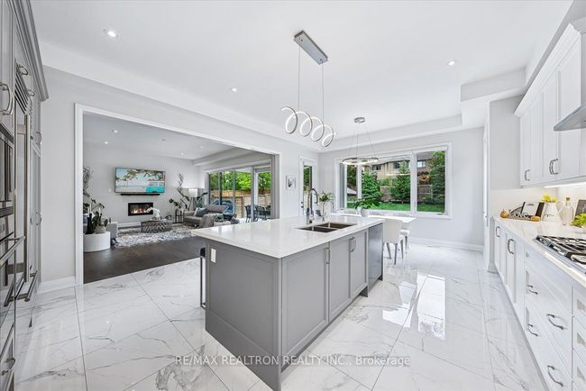 92 Klees Cres, House other with 4 bedrooms, 4 bathrooms and 2 parking in Aurora ON | Image 21