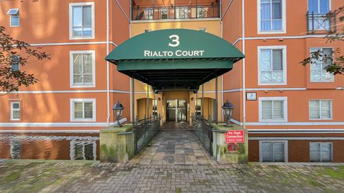 128-3 Rialto Crt, New Westminster, BC, V3M6P2 | Card Image