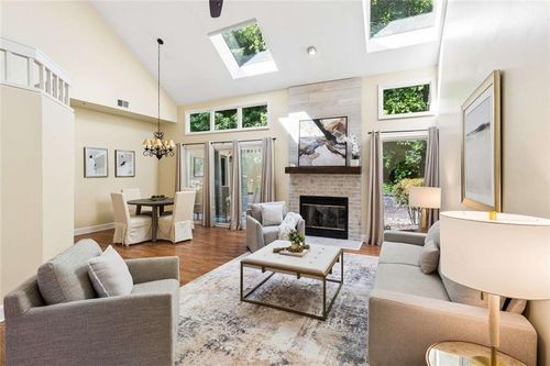 5611 Brooke Ridge Dr, Dunwoody, GA, 30338-7000 | Card Image