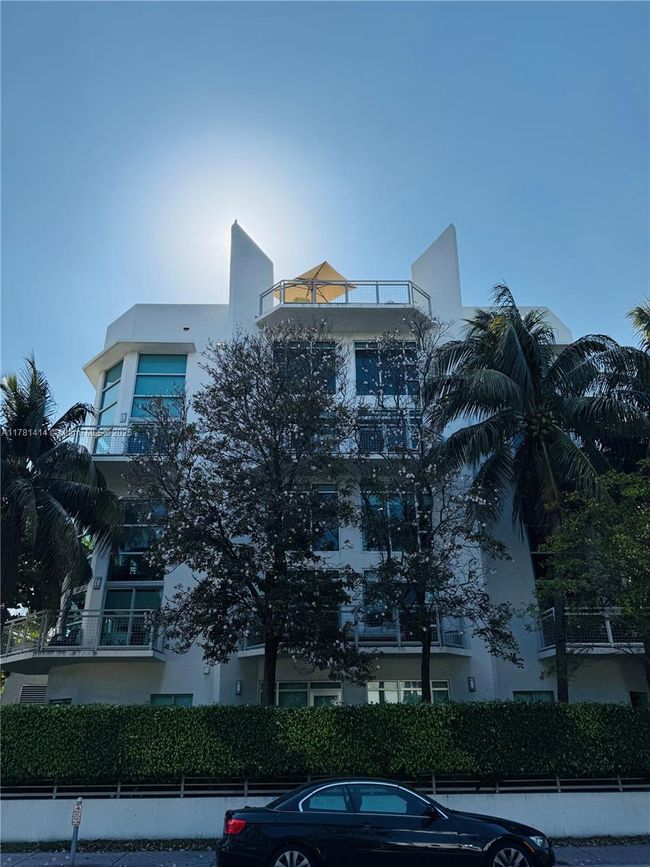 APT-17 - 7728 Collins Ave, Condo with 2 bedrooms, 3 bathrooms and null parking in Miami Beach FL | Image 16