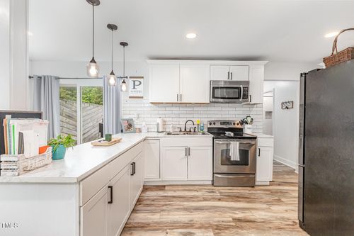 2746 Saint Luke Church Rd, Goldston, NC, 27252-9572 | Card Image