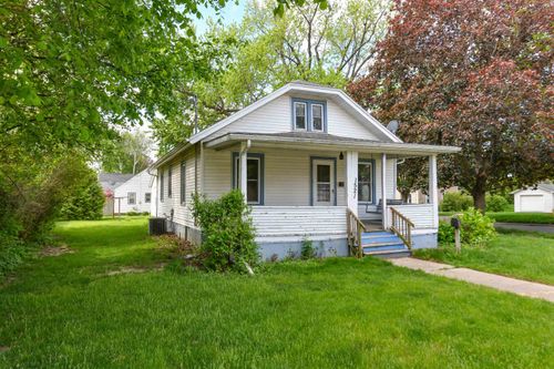 1521 Mineral Point Avenue, Janesville, WI, 53548 | Card Image