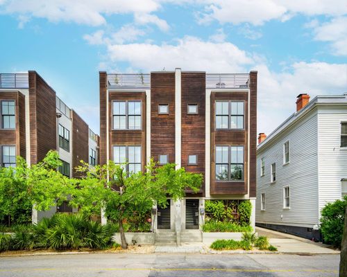 a-62 Gadsden St, Charleston, SC, 29401-1208 | Card Image