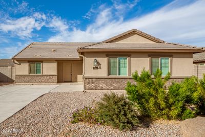 1540 E Demain Drive, House other with 3 bedrooms, 2 bathrooms and null parking in Casa Grande AZ | Image 1