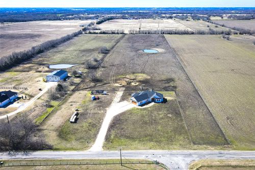 2415 Bucksnort Rd, Van Alstyne, TX, 75495-3985 | Card Image