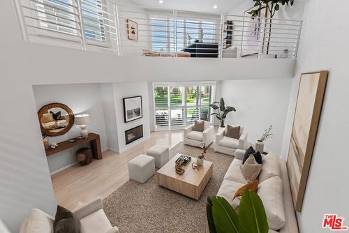 apt-4-7301 Vista Del Mar, Playa del Rey, CA, 90293-7628 | Card Image
