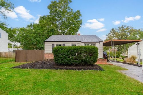 8304 Mercier St, Kansas City, MO, 64114-2128 | Card Image