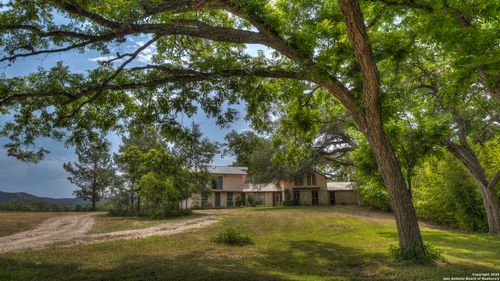 6671 Ranch Road 1120, Rio Frio, TX, 78879 | Card Image