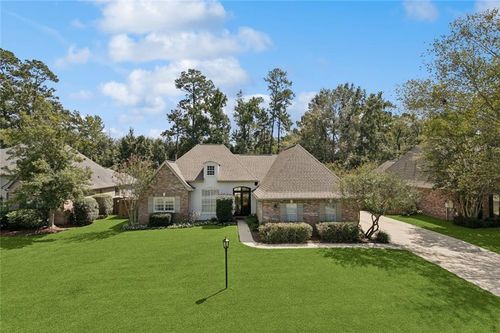 1322 Woodmere Dr, Mandeville, LA, 70471-7456 | Card Image